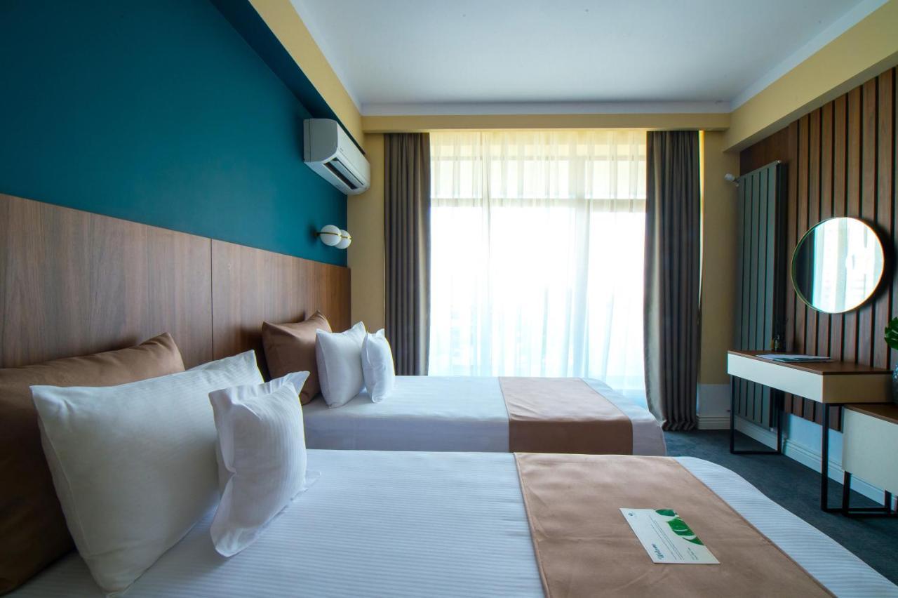 Hotel Oxford Mamaia Exteriör bild